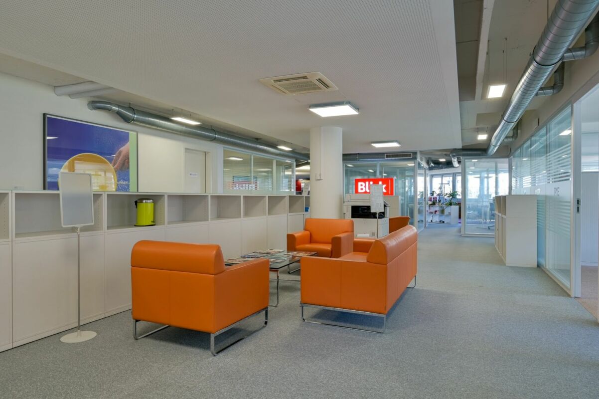 550m² ufficio, foto 3 di 10