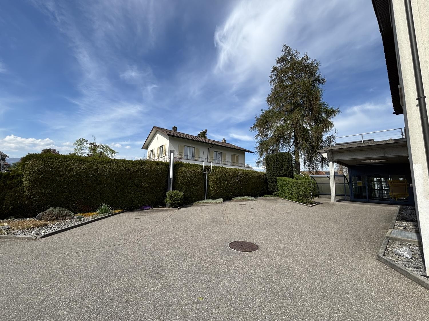 298m² commerciale