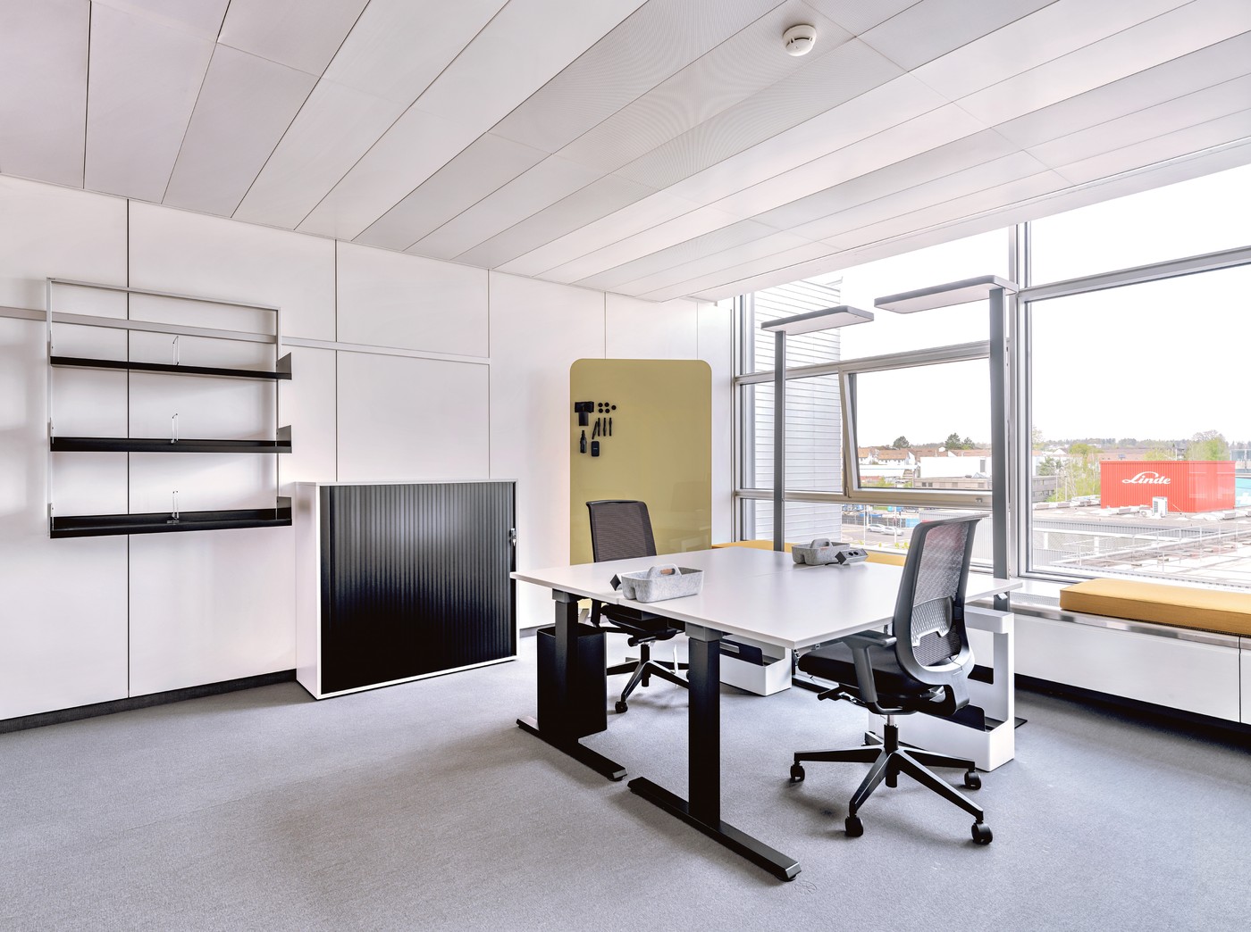 18m² office