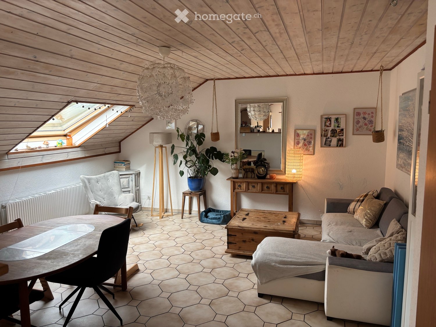 appartamento 4 locali, foto 2 di 4