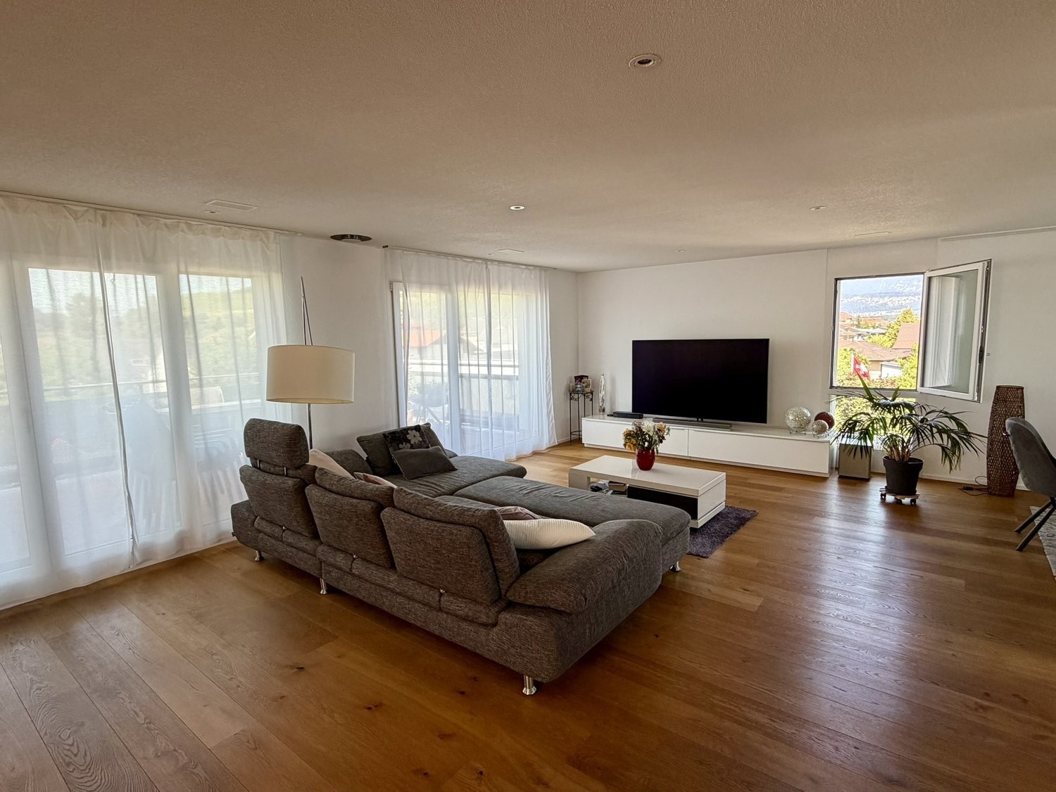 appartamento arredato di 2 ½ locali, foto 1 di 10