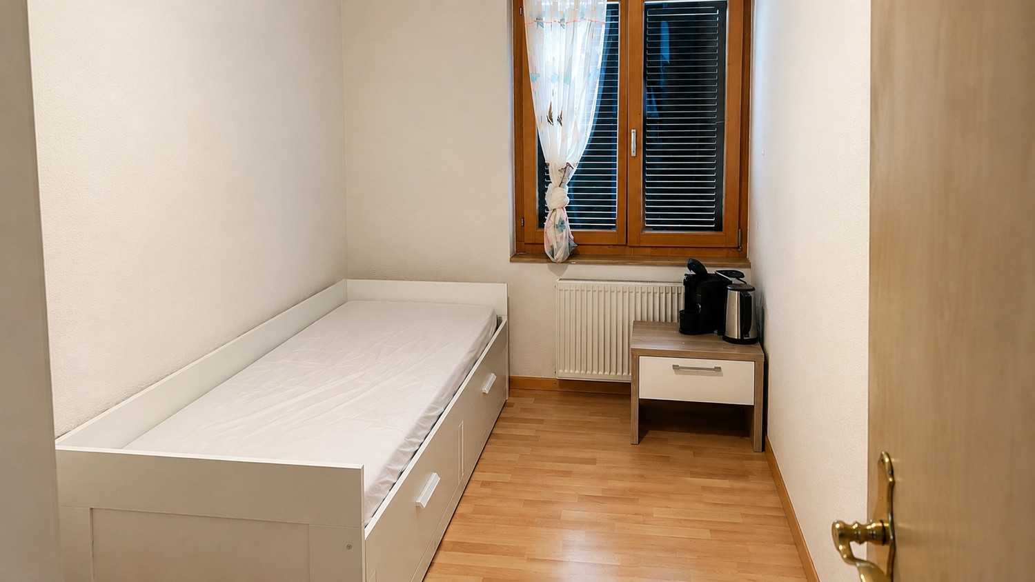 Stanza in un appartamento condiviso, foto 1 di 5