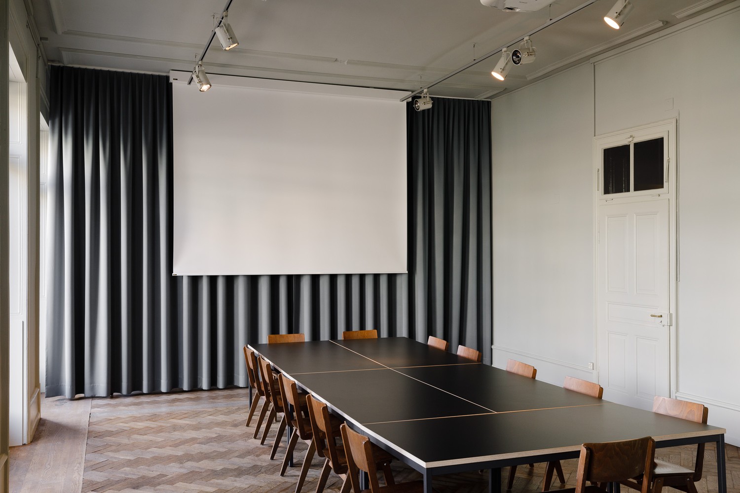 ufficio di 70m², foto 1 di 4