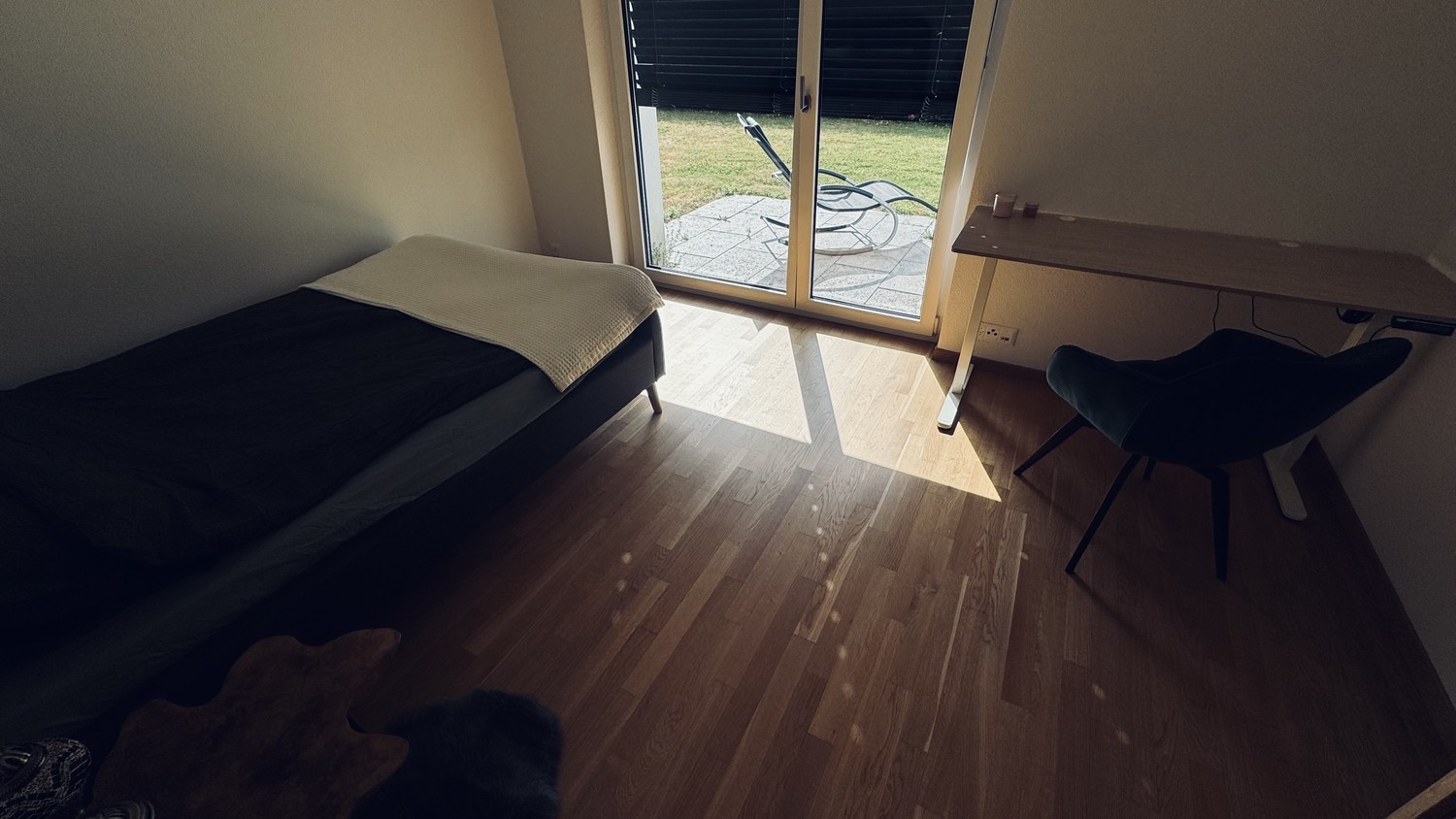 Camera in un appartamento condiviso, foto 1 di 7