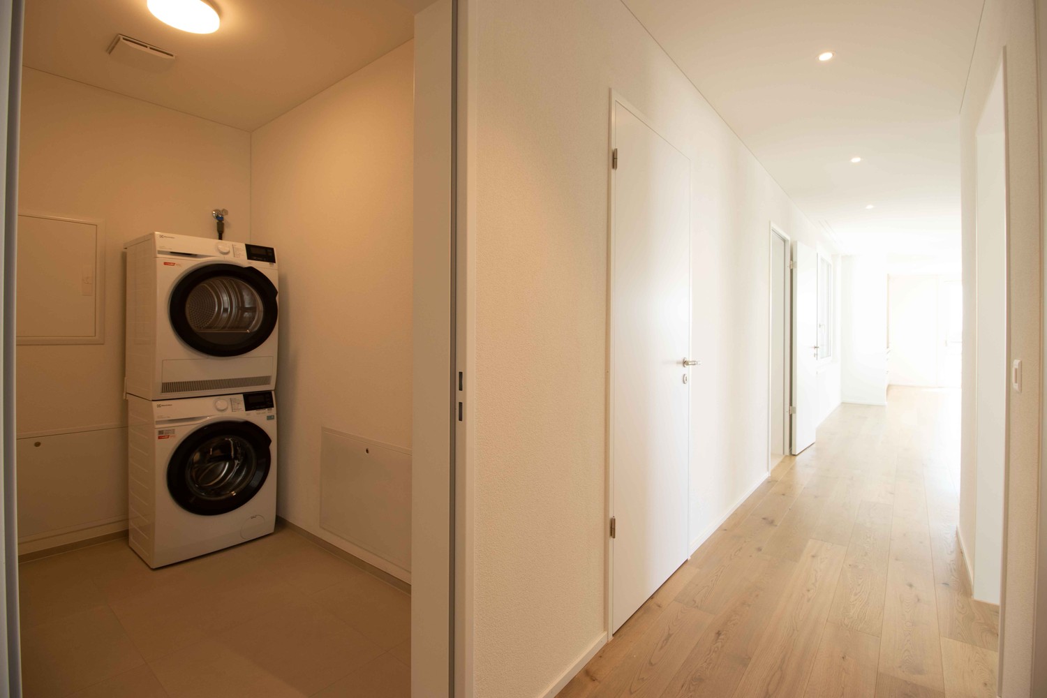 Attico di 3 ½ locali, foto 3 di 5