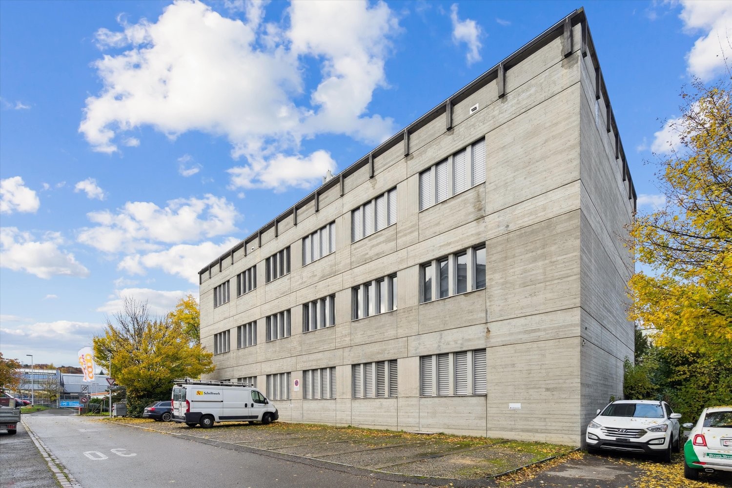 293m² commerciale