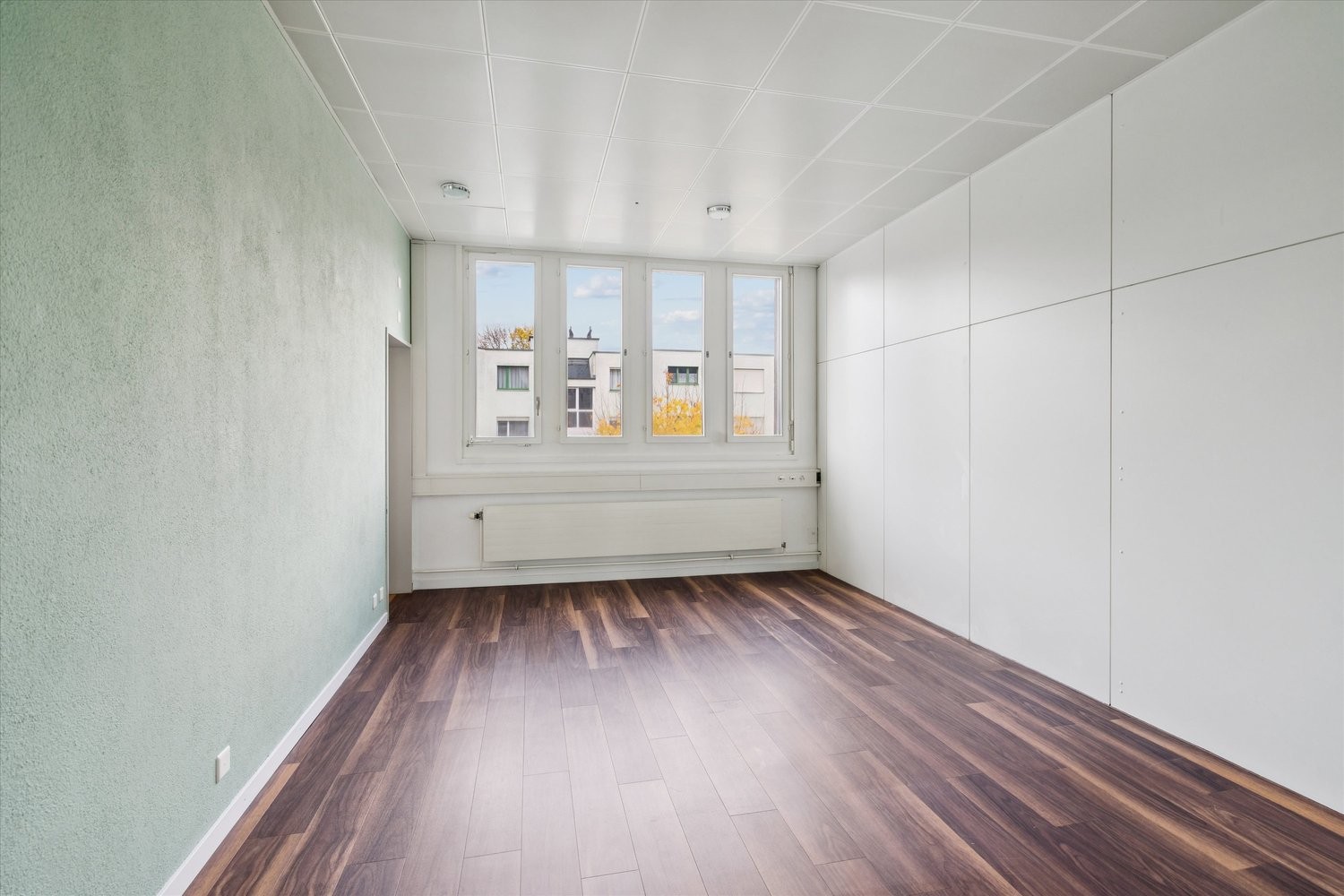 293m² commerciale