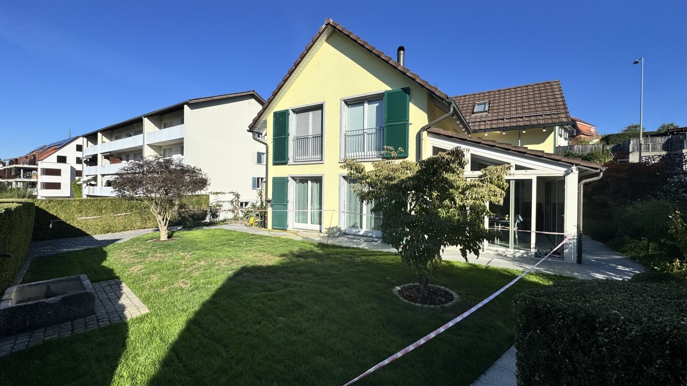 Casa singola di 6 ½ locali, foto 2 di 10