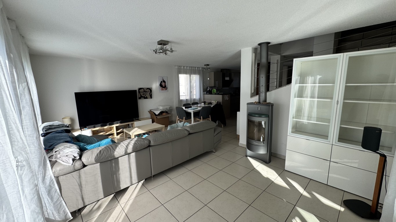 Casa singola di 6 ½ locali, foto 1 di 10