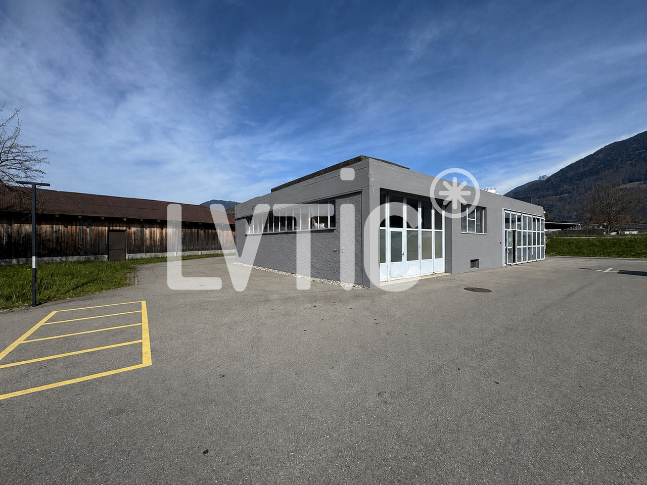 305m² oggetto industriale