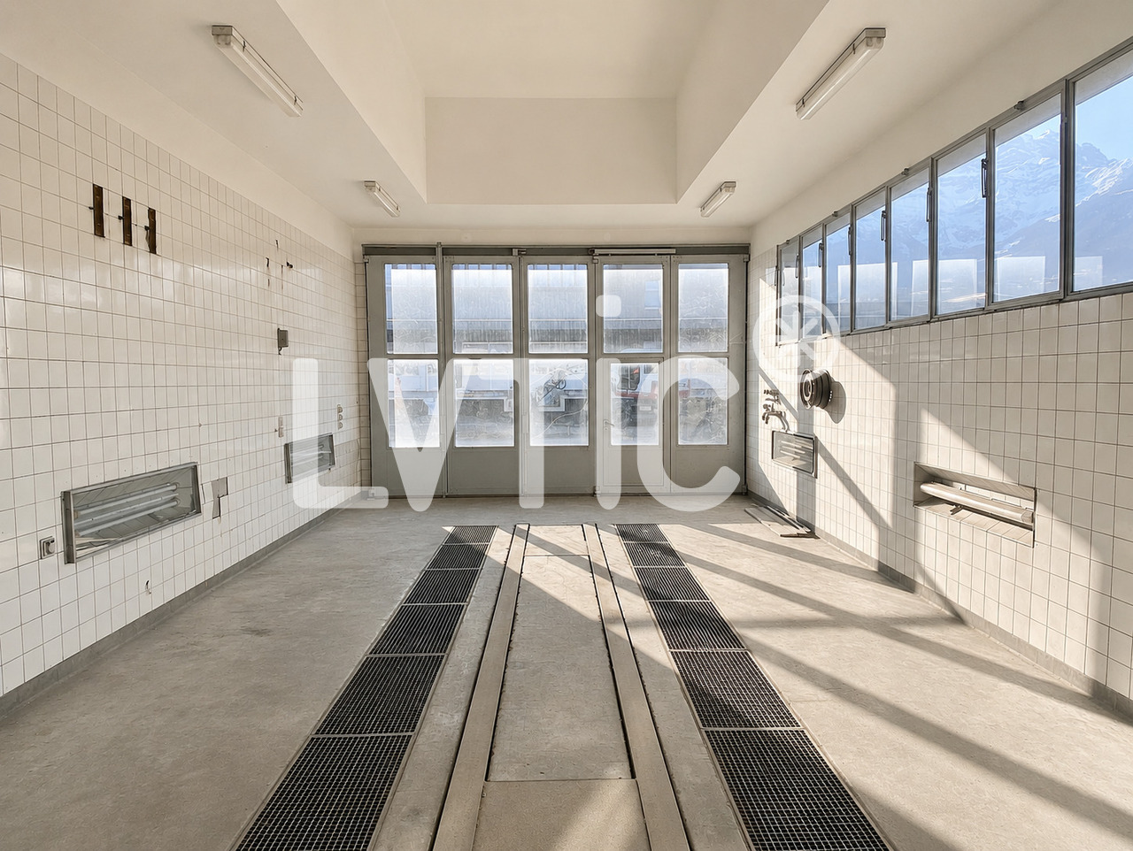 305m² oggetto industriale