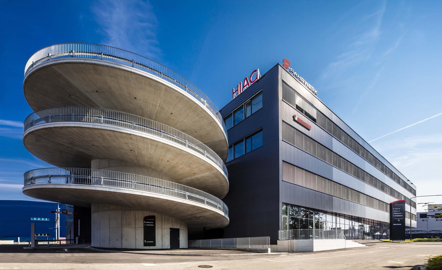 1600m² commerciale