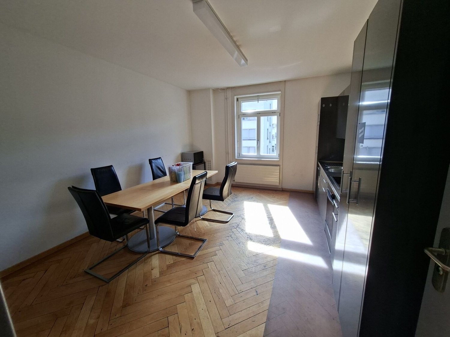 Camera in un appartamento condiviso, foto 3 di 7