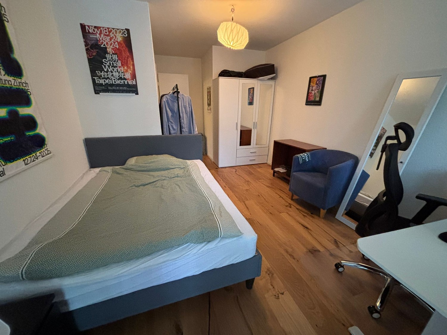Camera in un appartamento condiviso, foto 3 di 10