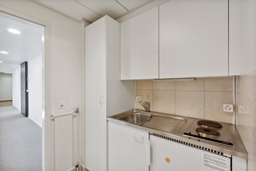 Ufficio di 55m², foto 2 di 3