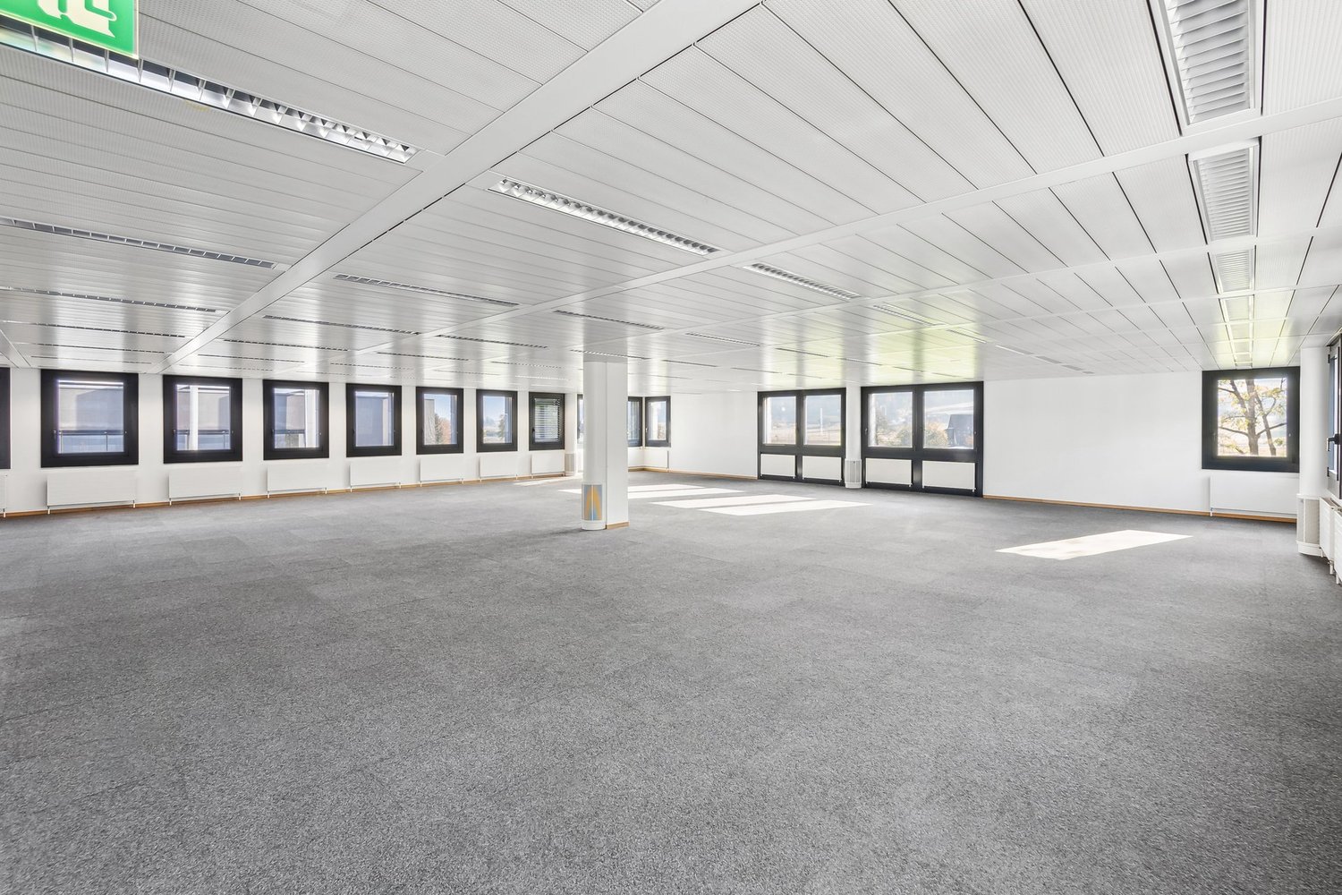 950m² ufficio