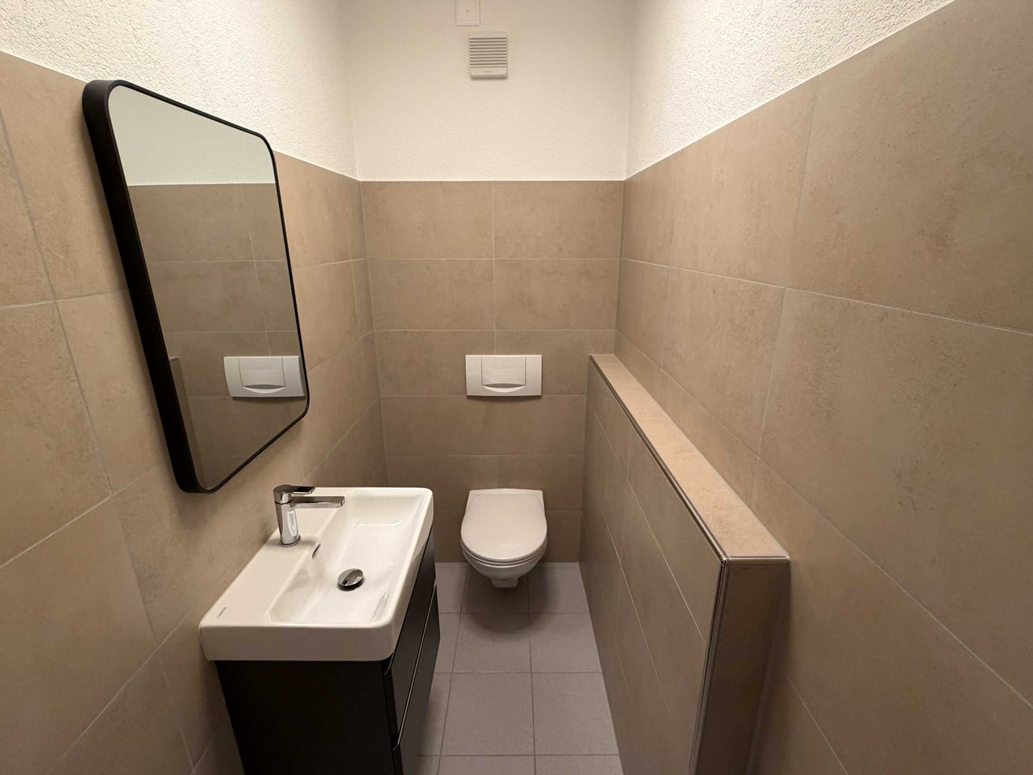 80m² commerciale