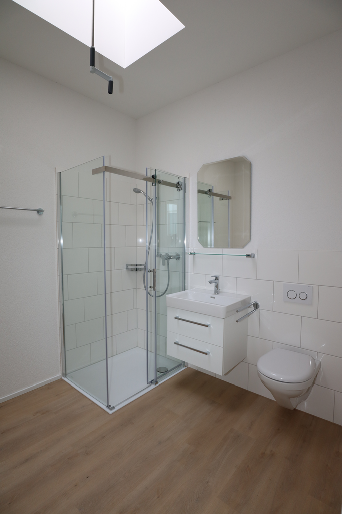 Appartamento di 2 ½ locali, foto 3 di 4