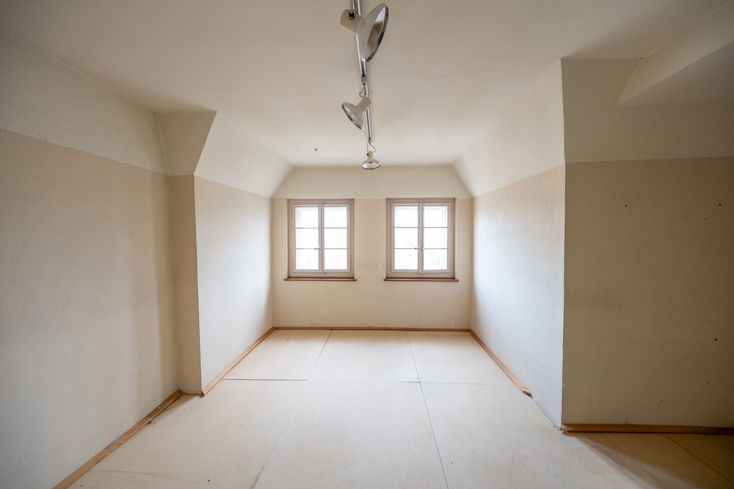 Casa singola di 3 locali, foto 1 di 10