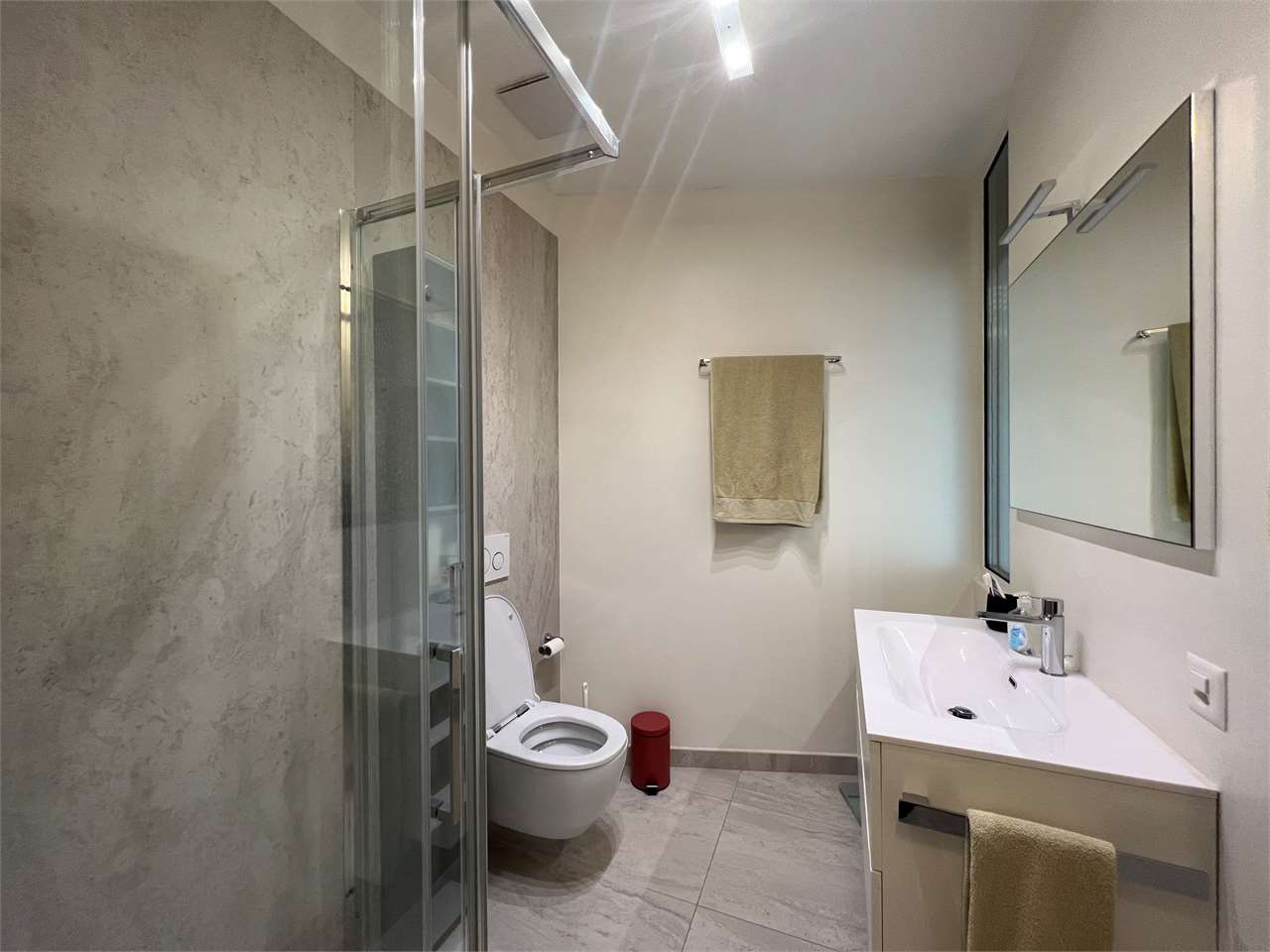 2 ½ rooms furnished flat, foto 6 di 6