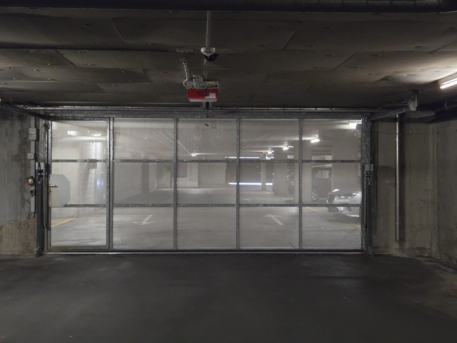Posto auto interrato di 12m²