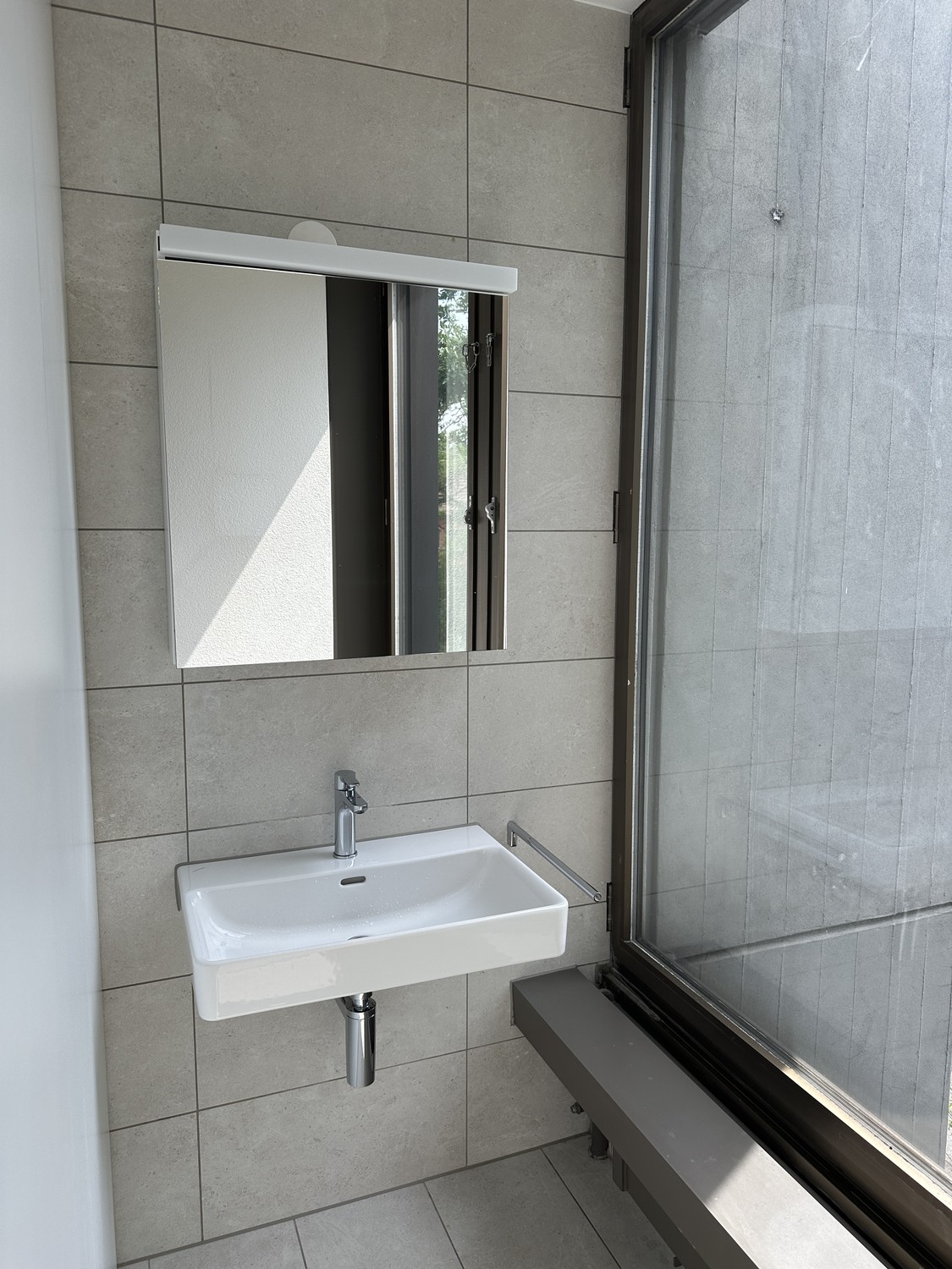 10m² commercial
