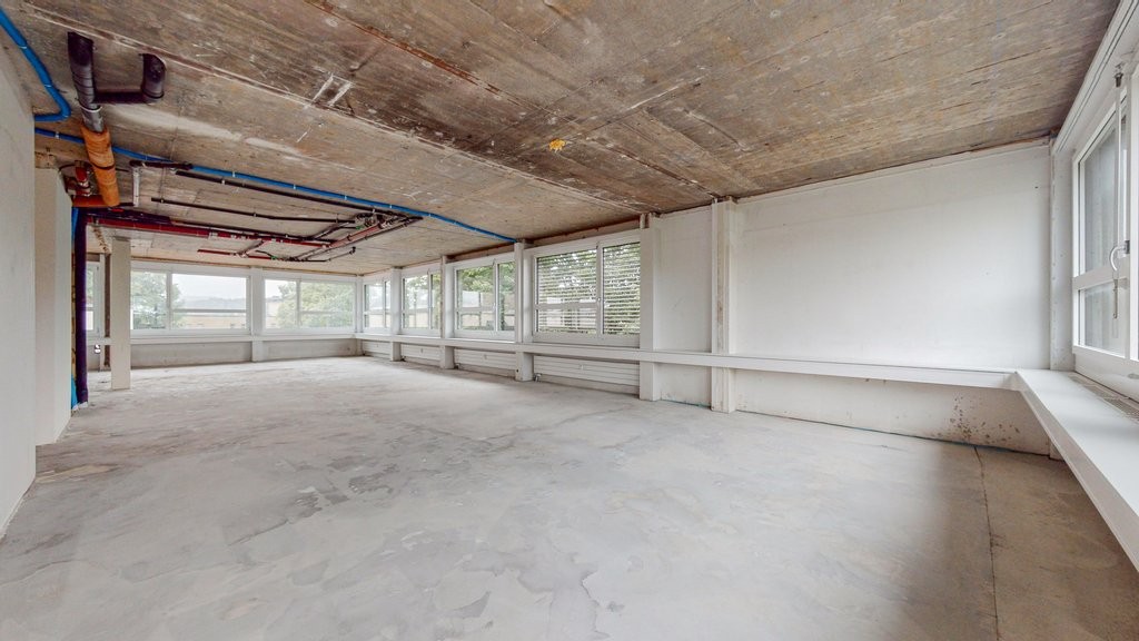 194m² commercial, foto 4 di 7
