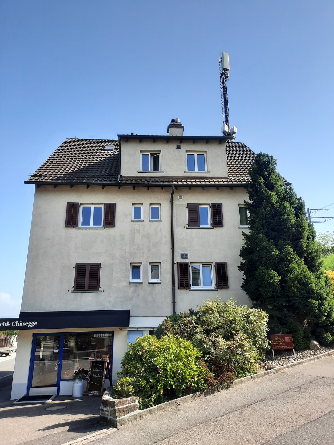 negozio di 140m²