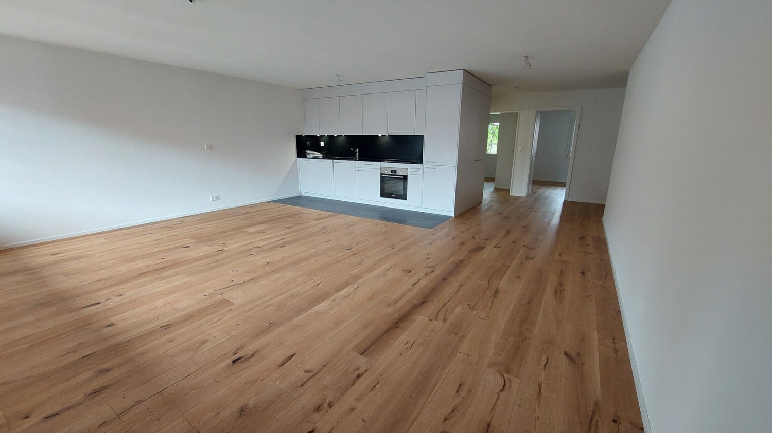 Appartamento di 4 ½ locali, foto 2 di 8