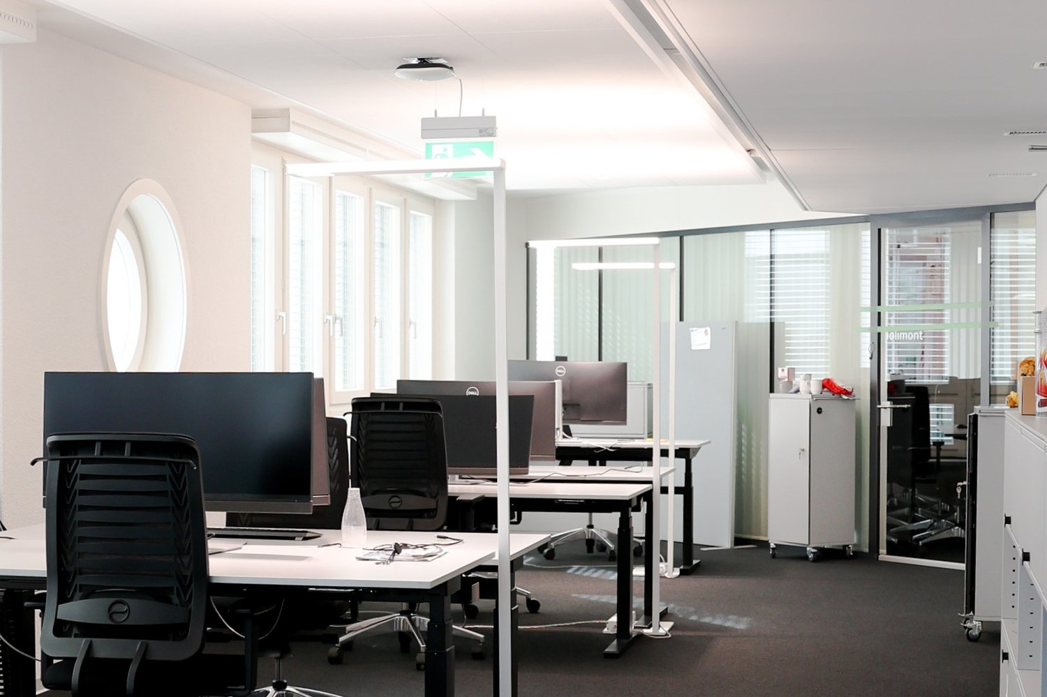 ufficio di 1586m²