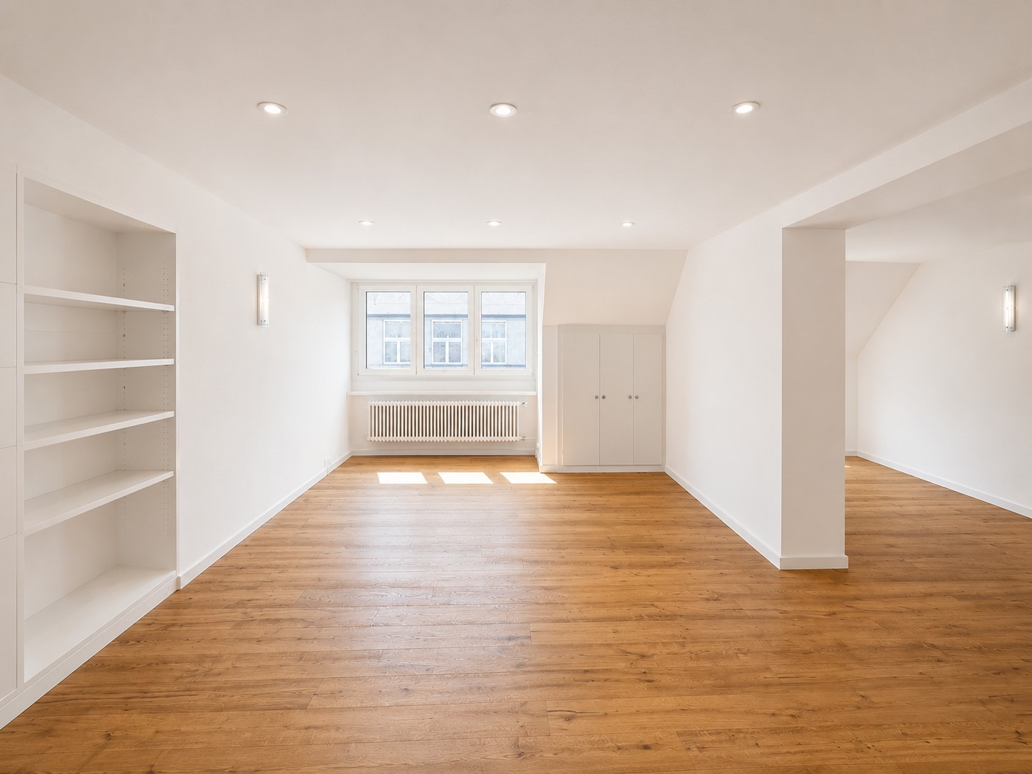 174m² ufficio, foto 1 di 9