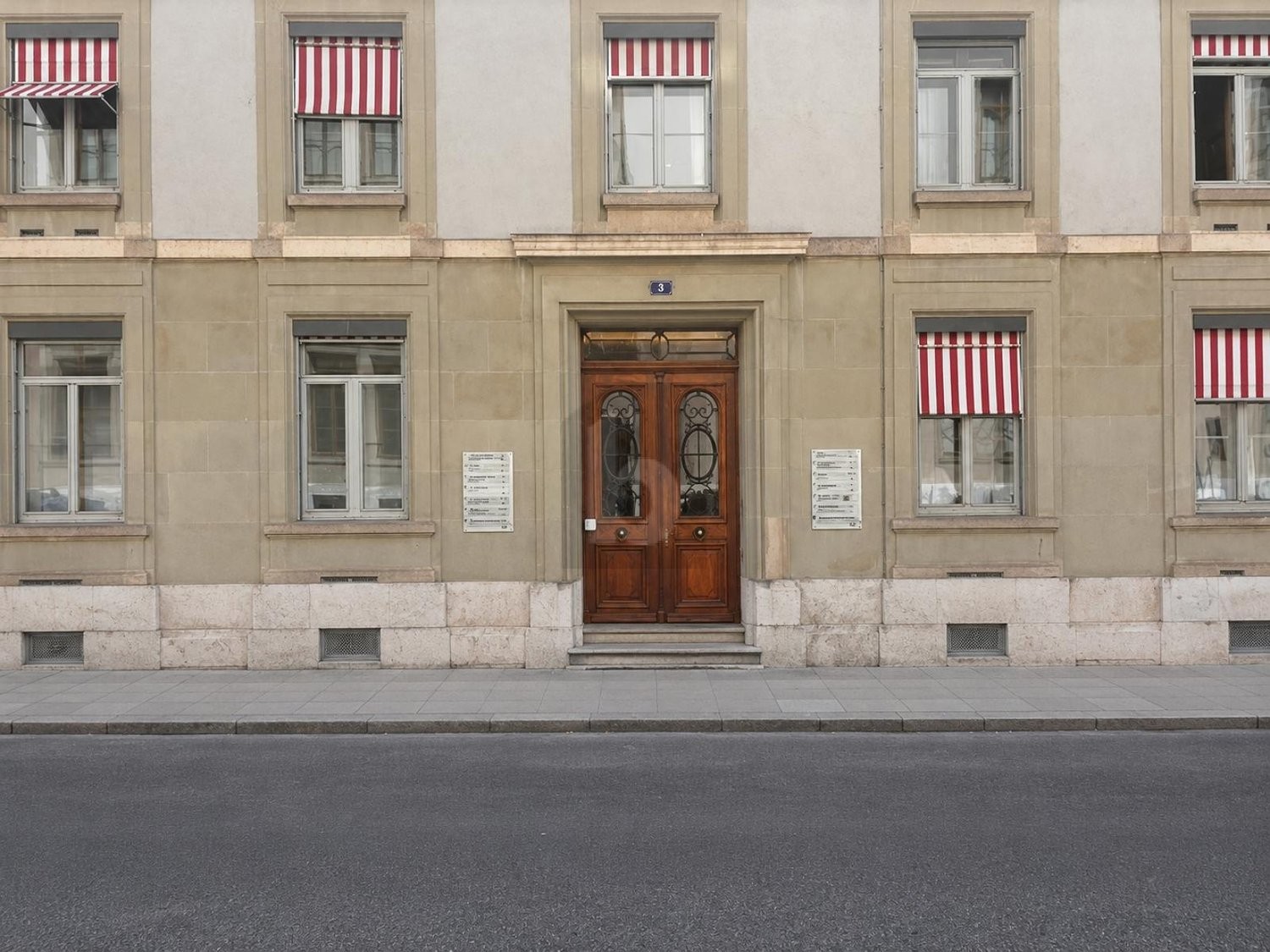 ufficio di 160m², foto 2 di 4
