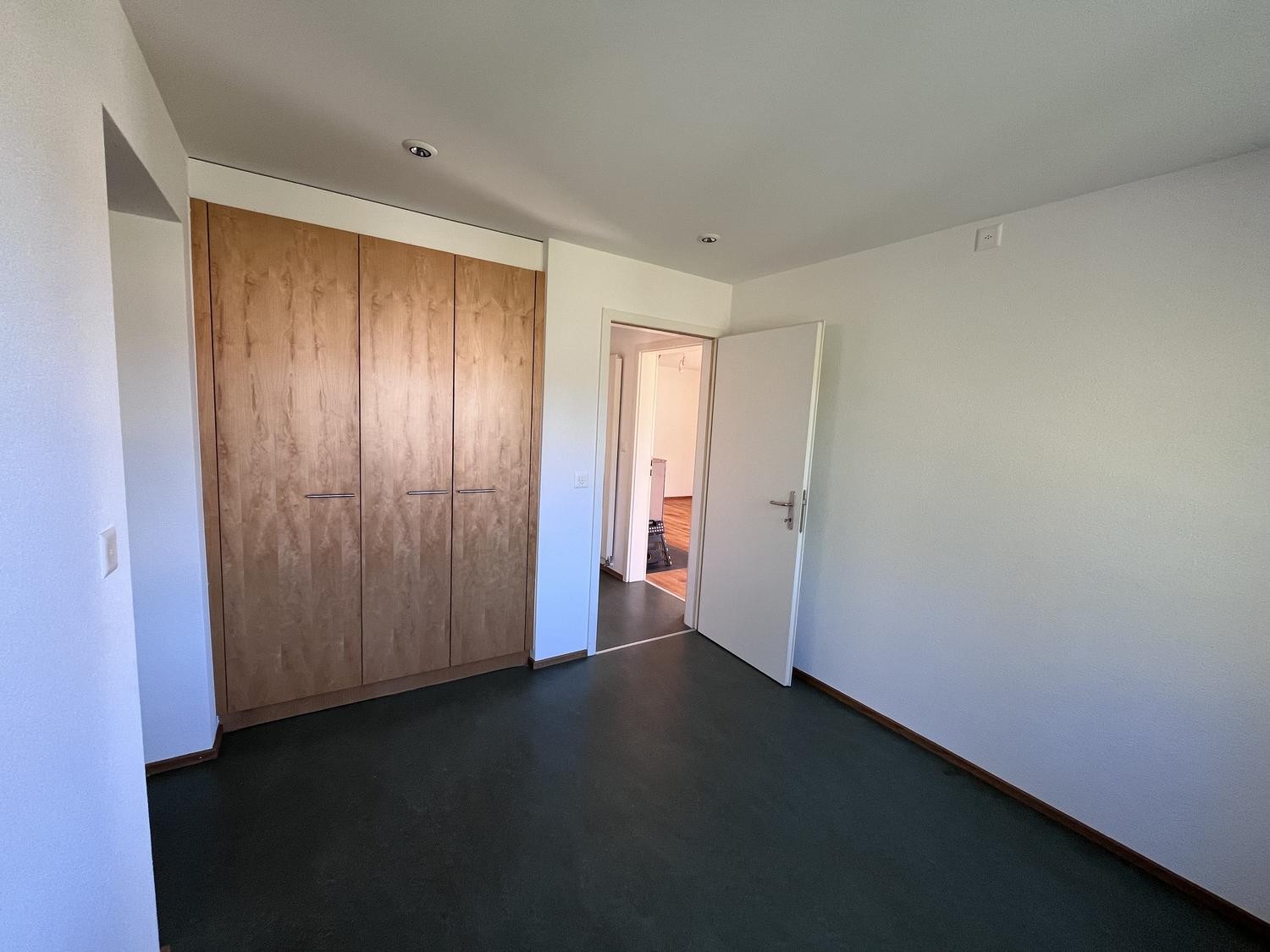 Casa unifamiliare con 5 locali, foto 3 di 10