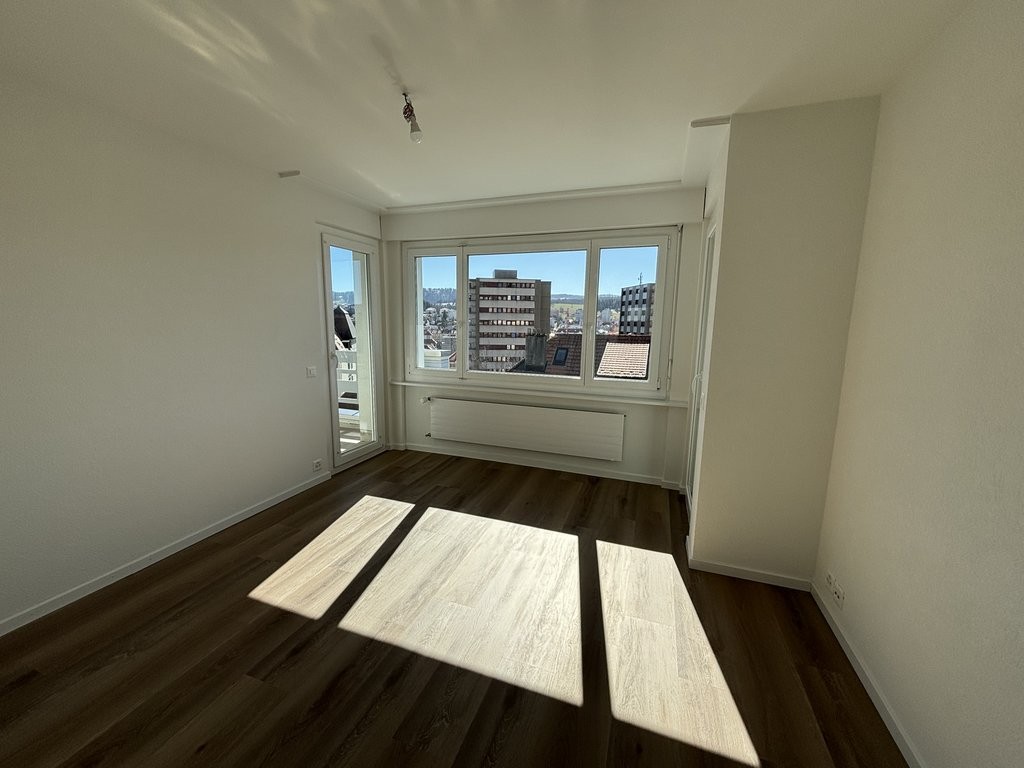 5 rooms apartment, foto 5 di 10