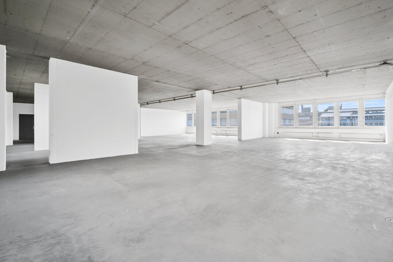 389m² commerciale