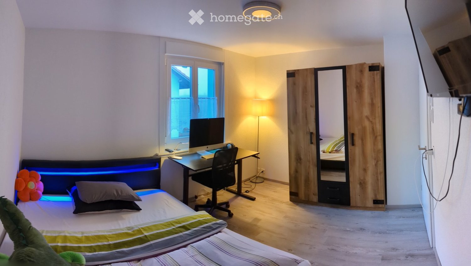 1 room single room