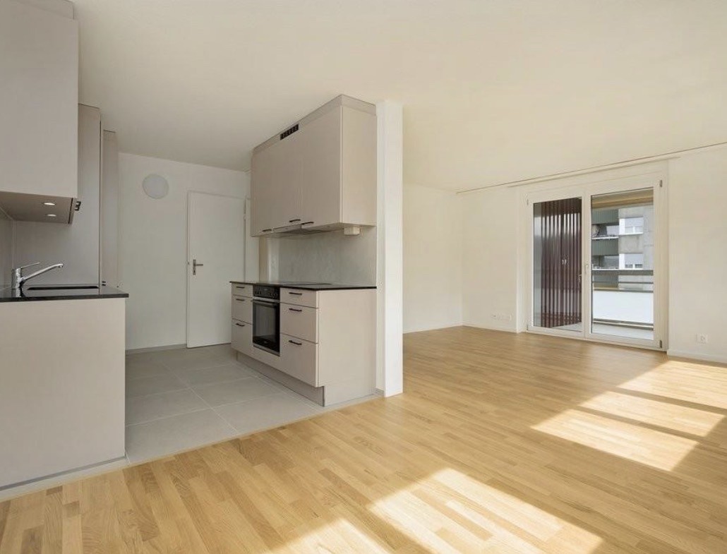 Appartamento di 4 ½ locali, foto 2 di 6