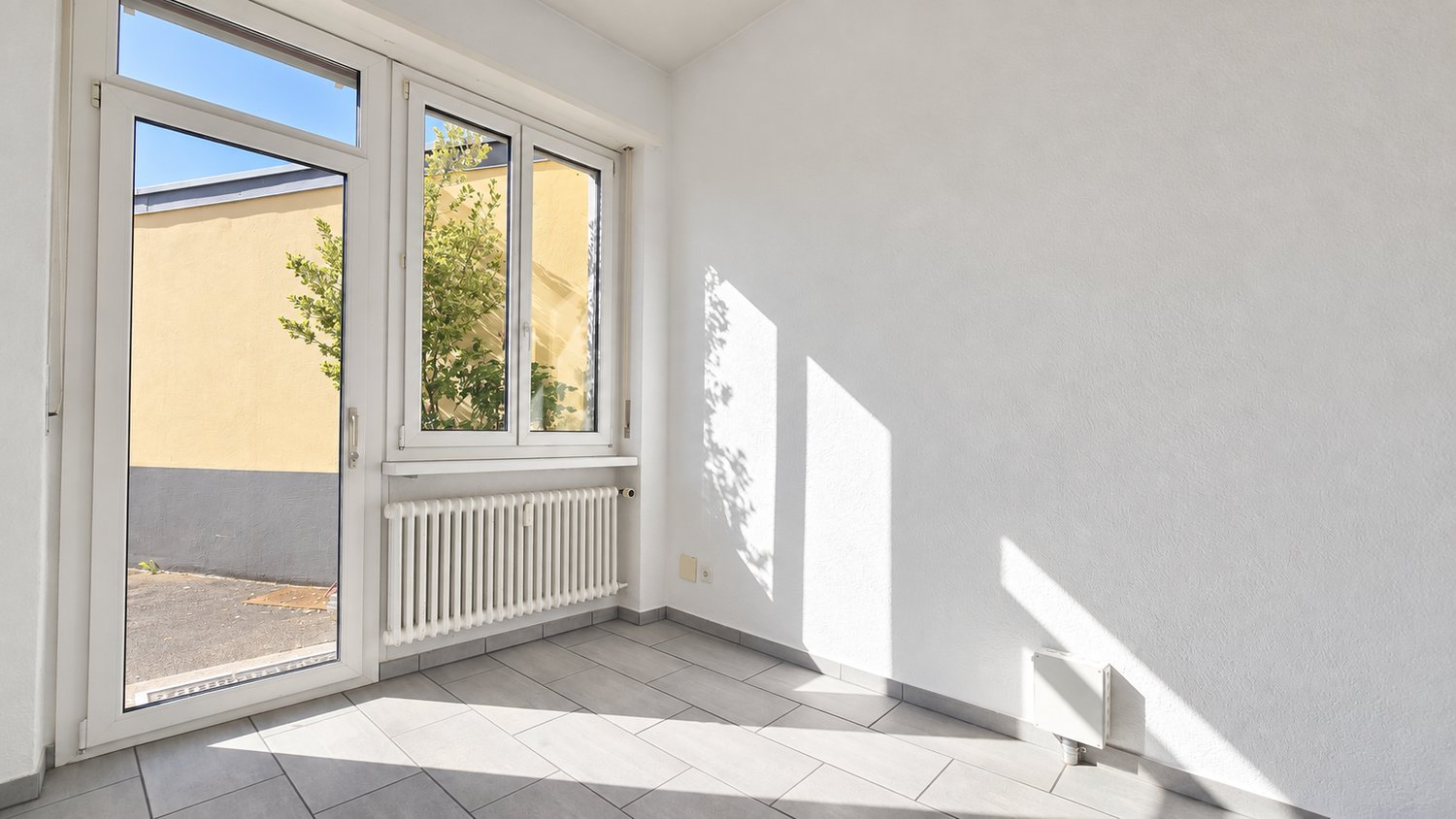 95m² commerciale