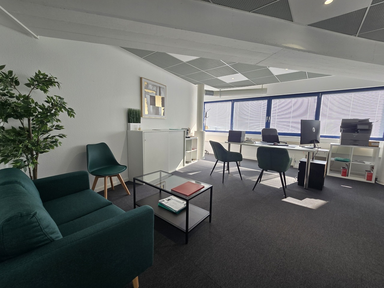 271m² Büro