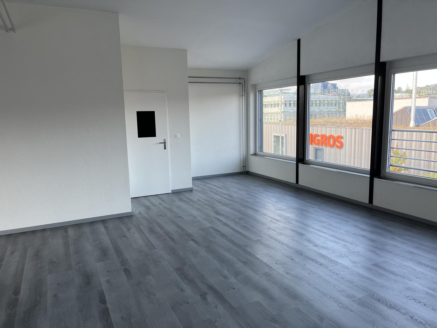 100m² commerciale