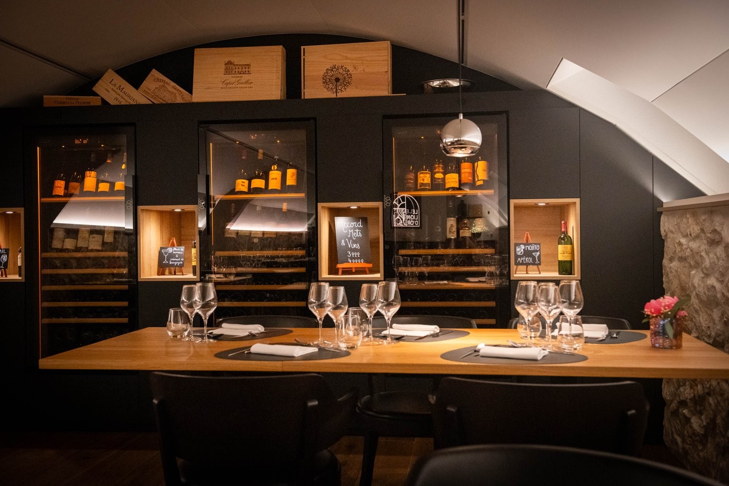 Ristorante in affitto - Centro di Farvagny

Situato idealmente nel cuore di Farvagny, questo ristorante pieno di fascino rappresenta una bella opportunità per sviluppare la vostra attività in una regione dinamica.

- 42 posti a sedere
- Cucina professionale completamente attrezzata
- Posizione centr