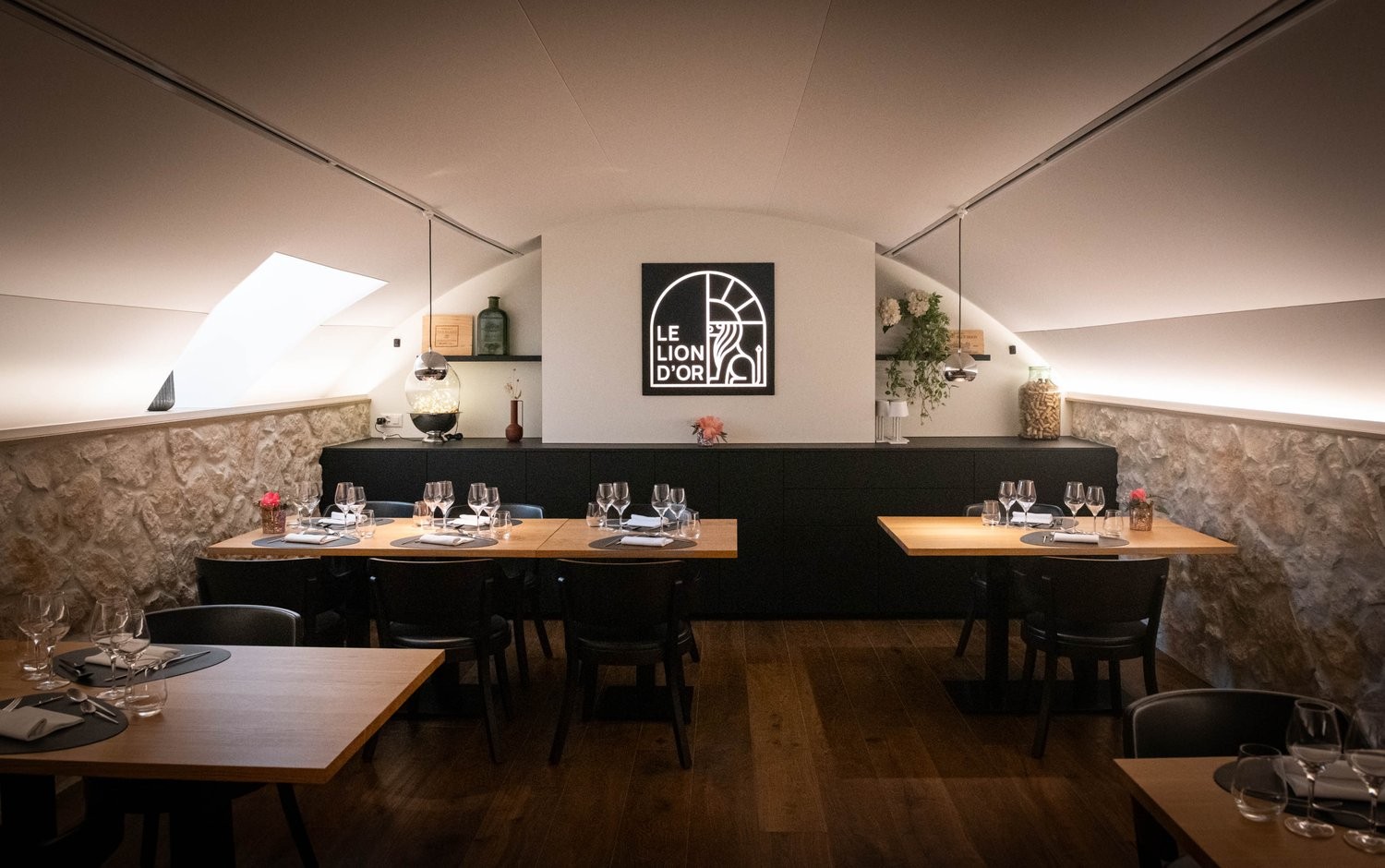 Ristorante in affitto - Centro di Farvagny

Situato idealmente nel cuore di Farvagny, questo ristorante pieno di fascino rappresenta una bella opportunità per sviluppare la vostra attività in una regione dinamica.

- 42 posti a sedere
- Cucina professionale completamente attrezzata
- Posizione centr