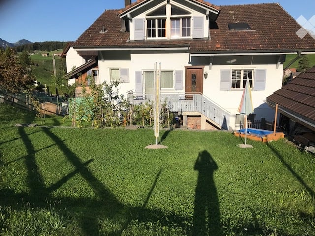 Appartamento di 5 locali, foto 2 di 2