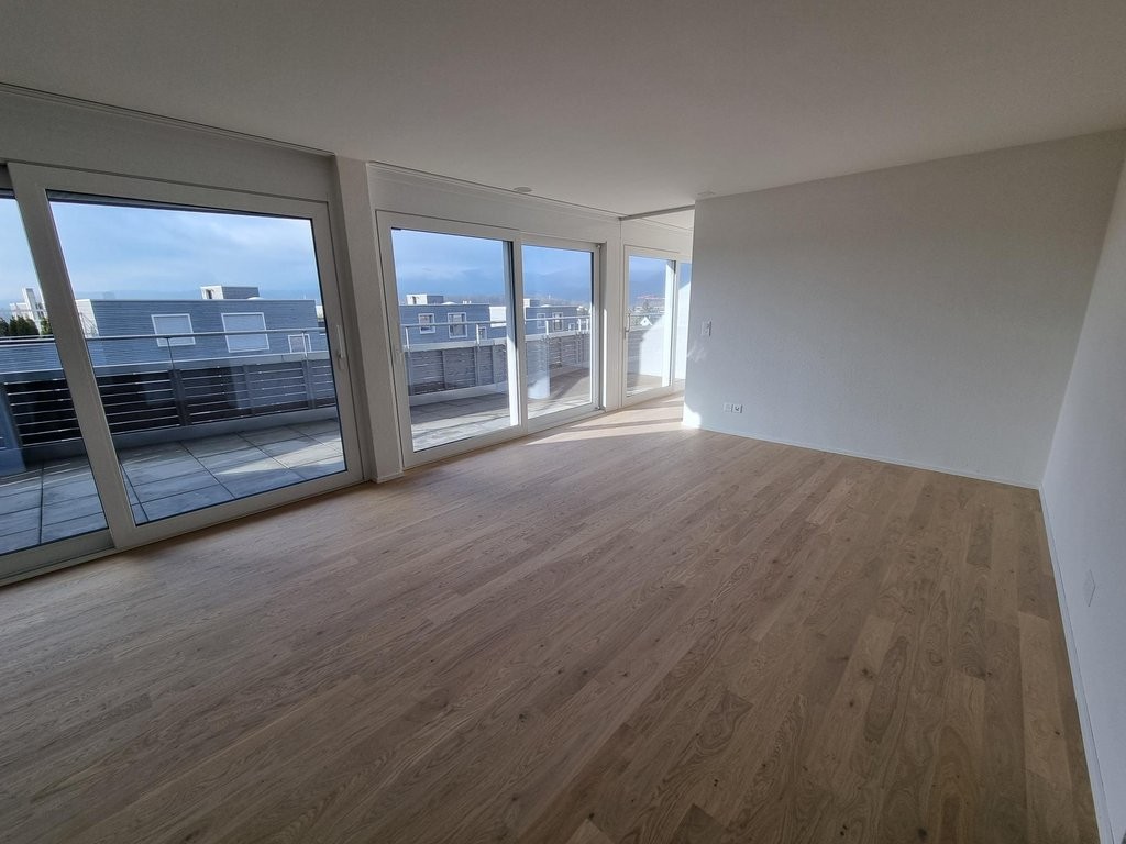 appartamento attico di 3 ½ locali, foto 2 di 10