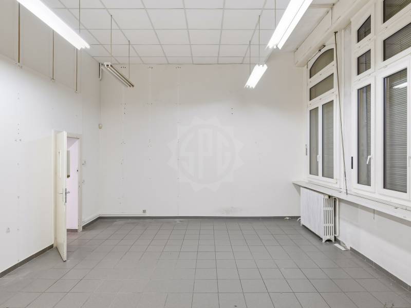138m² arcade, foto 7 di 9