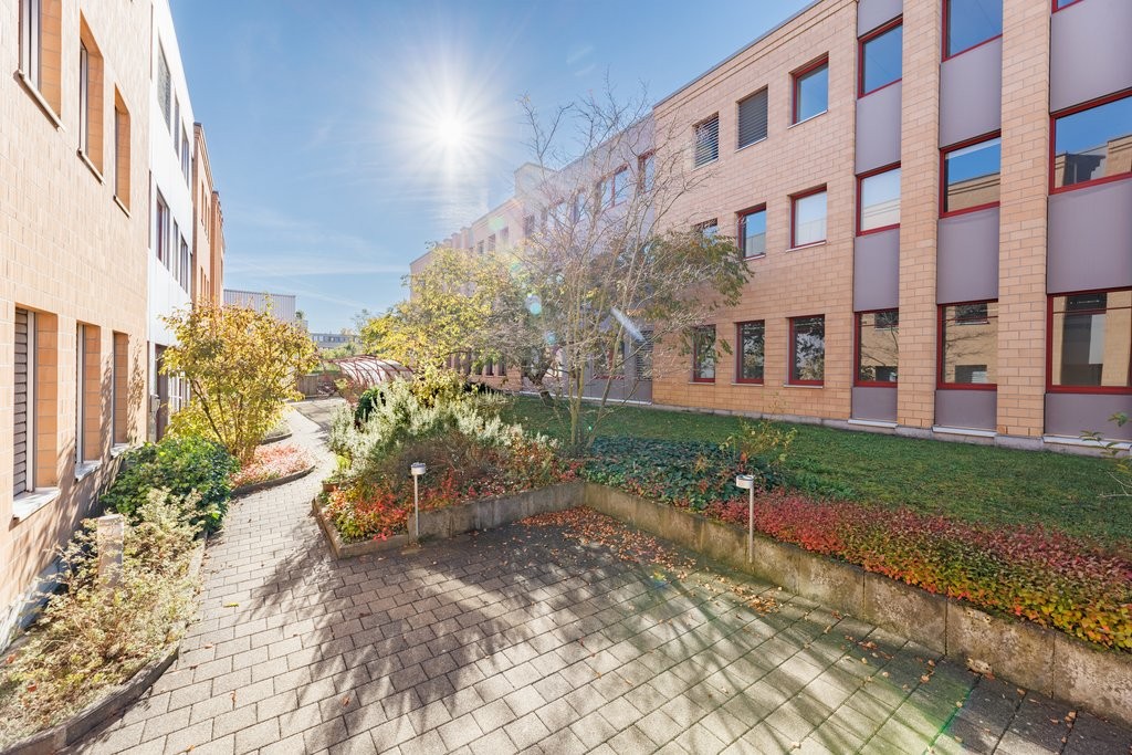 213m² ufficio