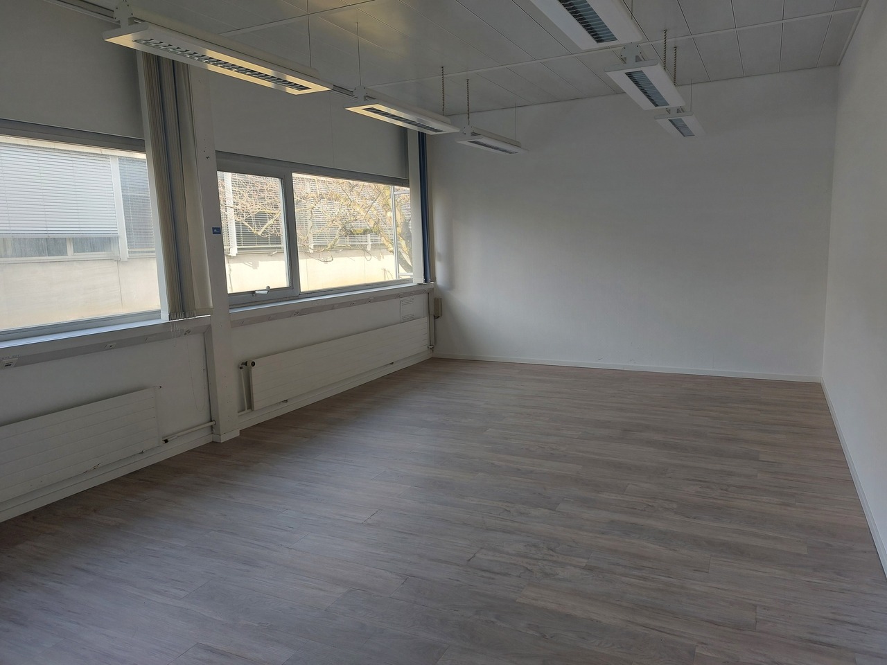 1000m² workshop