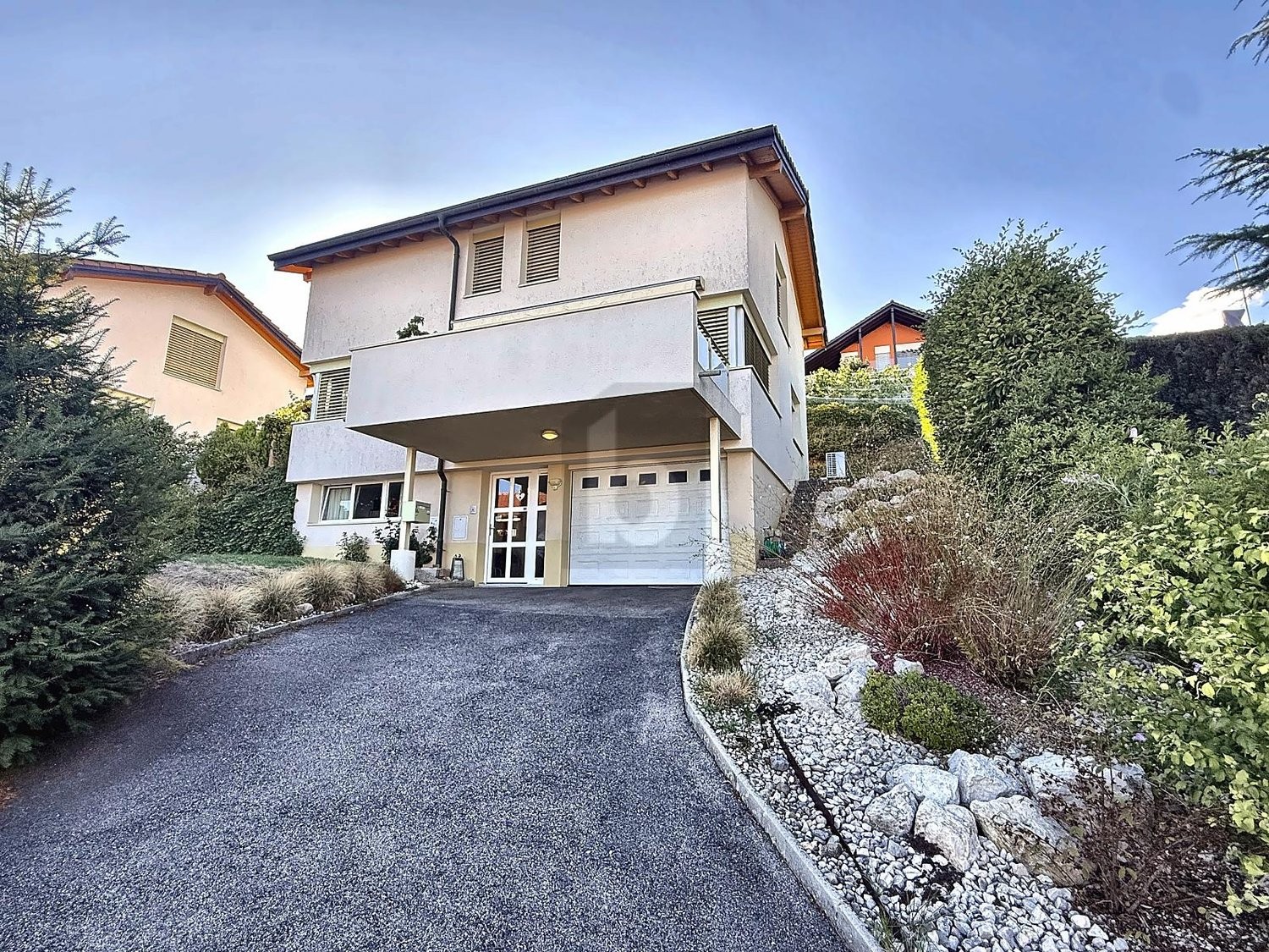 Casa singola di 5 ½ locali, foto 2 di 4