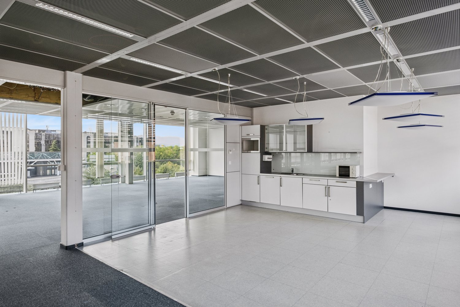 558m² ufficio
