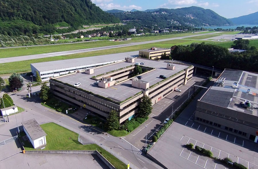263m² office